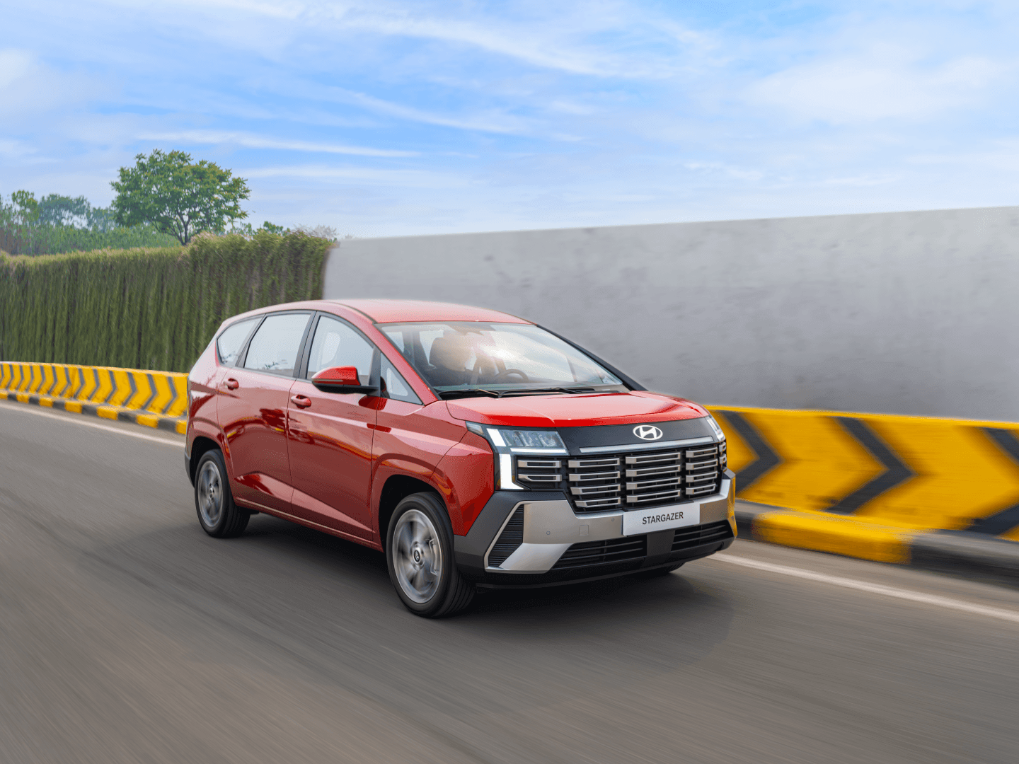 Hyundai Stargazer X